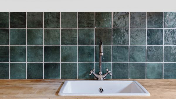 Broken Sink Repair in Green Valley