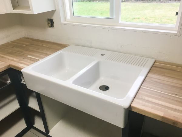 Chipped Sink Repair in Green Valley
