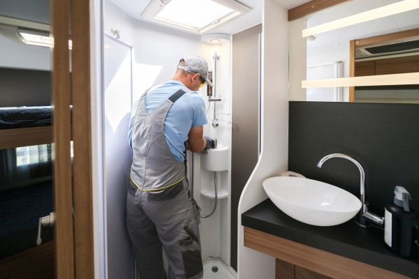 Shower Servicing in Green Valley