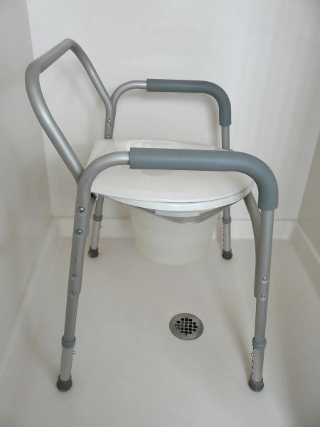 Commode Installation in Green Valley